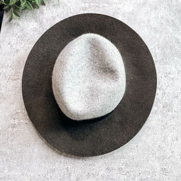 Boutique Wide Brim Felt Fedora Hat Grey and Green OS - Picture 2 of 3